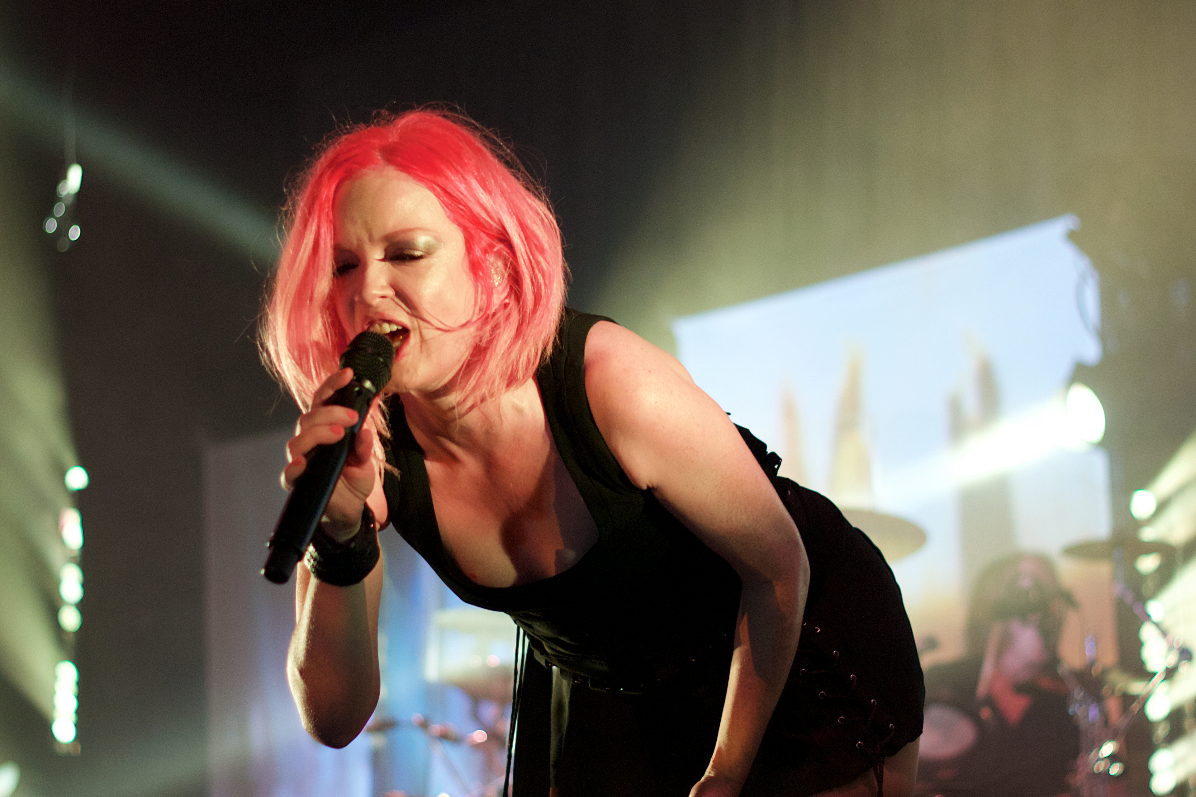 List of Billboard Hot 100 number-one singles of the 2000s